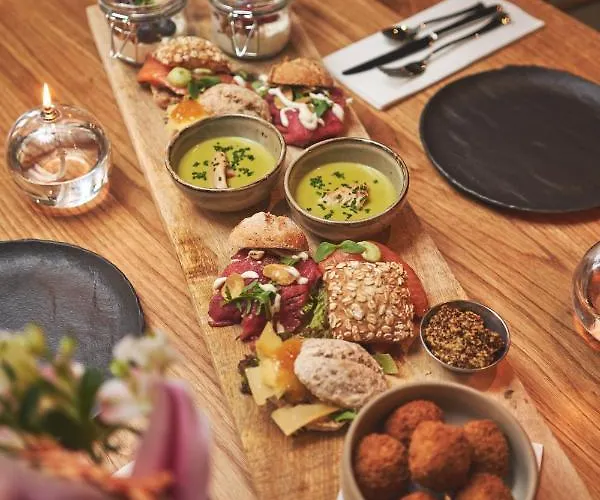 Dorpsherberg De Roskam 3*